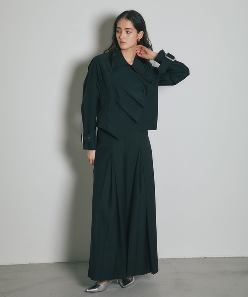 ARVELLIA(アルベリア)の「SLANT SHORT TRENCH(その他アウター・レディース・ブラック/ベージュ・M)」の8枚目の写真