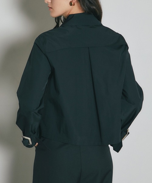 ARVELLIA(アルベリア)の「SLANT SHORT TRENCH(その他アウター・レディース・ブラック/ベージュ・M)」の11枚目の写真