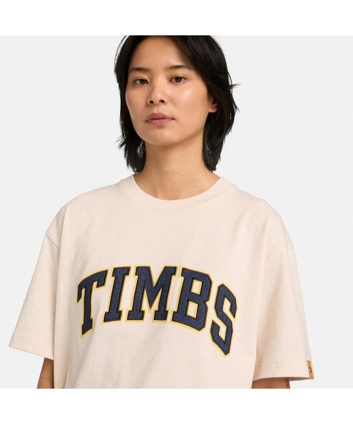 Timberland（ティンバーランド）の「半袖 TIMBS Tシャツ ユニセックス（Tシャツ/カットソー・メンズ・オフホワイト・LARGE/MEDIUM/SMALL/X-LARGE/XX-LARGE）」の2枚目の写真