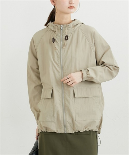 nissen（ニッセン）の「【花粉が付きにくい・はっ水・ＵＶカット】ワッシャー生地マウンテンパーカー（カバーオール・レディース・ベージュ/アイボリー/カーキ・L/LL/M）」の10枚目の写真