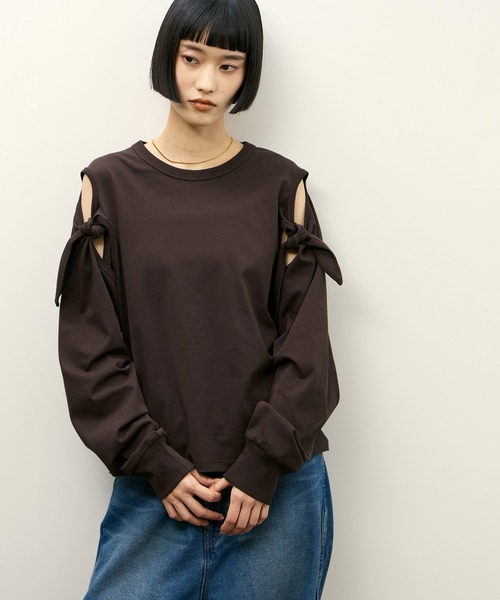 ADAM ET ROPE'（アダムエロペ）の「2WAYノットプルオーバー（Tシャツ/カットソー・レディース・ダークブラウン/ホワイト/サックスブルー・FREE）」の3枚目の写真