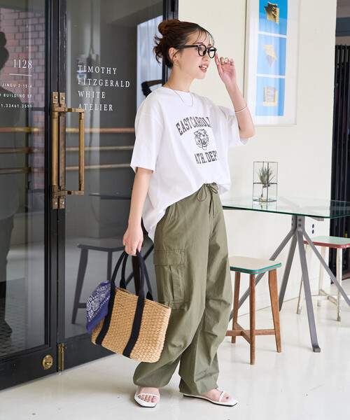 FREAK'S STORE(フリークスストア)の「限定展開 Champion × FREAK'S STORE/チャンピオン 別注 フロッキープリント ロゴ 半袖Tシャツ(Tシャツ/カットソー・レディース・ブラック/ライトグレー/ブルー/オフホワイト/ネイビー/モカ・フリ-)」の12枚目の写真