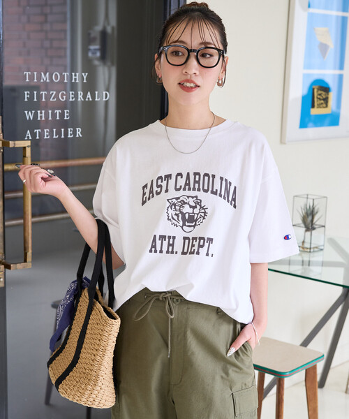FREAK'S STORE(フリークスストア)の「限定展開 Champion × FREAK'S STORE/チャンピオン 別注 フロッキープリント ロゴ 半袖Tシャツ(Tシャツ/カットソー・レディース・ブラック/ライトグレー/ブルー/オフホワイト/ネイビー/モカ・フリ-)」の13枚目の写真