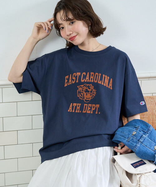 FREAK'S STORE(フリークスストア)の「限定展開 Champion × FREAK'S STORE/チャンピオン 別注 フロッキープリント ロゴ 半袖Tシャツ(Tシャツ/カットソー・レディース・ブラック/ライトグレー/ブルー/オフホワイト/ネイビー/モカ・フリ-)」の20枚目の写真