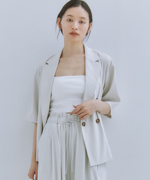 Obis&(オビスアンド)の「【セットアップ対応】ハーフスリーブダブルジャケット(テーラードジャケット・レディース・モカ/アイボリー・FREE)」の5枚目の写真