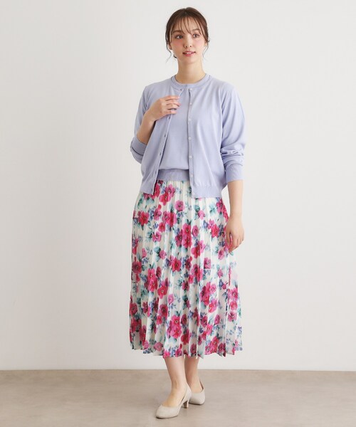 LAURA ASHLEY（ローラアシュレイ）の「【洗える／同素材アイテムあり】ソフトタッチ ニットカーディガン（カーディガン/ボレロ・レディース・オフホワイト/サックスブルー・38/40）」の8枚目の写真