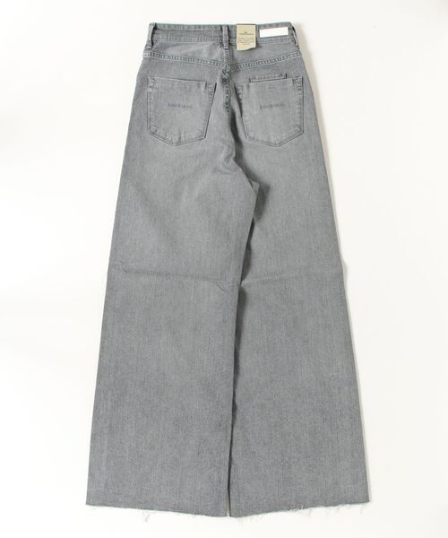 YANUK(ヤヌーク)の「YANUK(ヤヌーク) WIDE FLARE/ワイドフレア/FRG(デニムパンツ・レディース・グレー・23/24/25)」の2枚目の写真