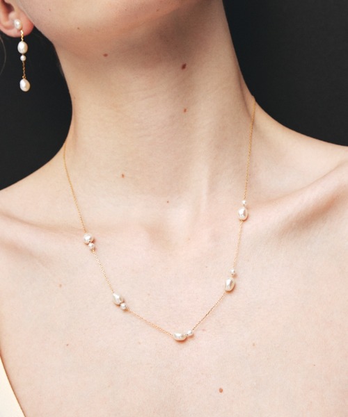 les bonbon】flotter pearl long necklace/フロッター パール ロング