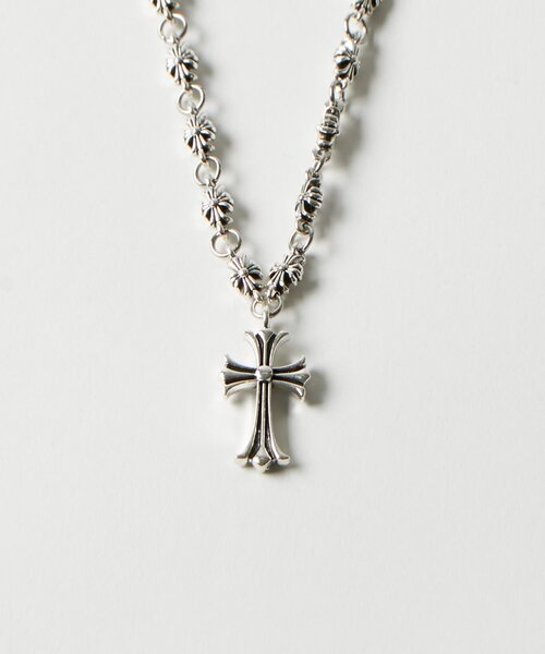 WHO'S WHO gallery（フーズフーギャラリー）の「【入荷禁止】クロスモチーフネックレス（ネックレス・メンズ・シルバー・FREE）」の2枚目の写真