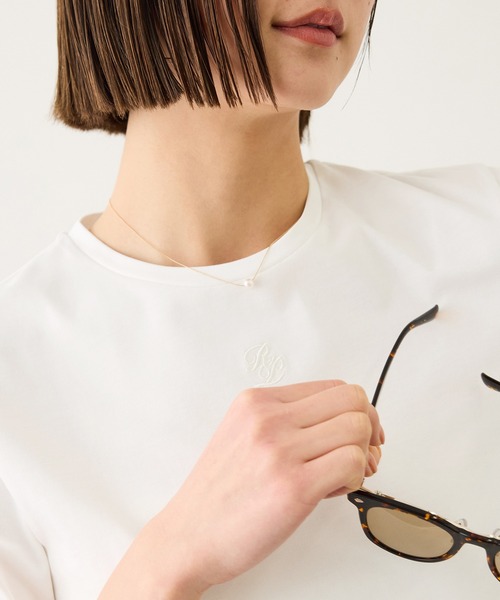 ROPE'(ロペ)の「ショート丈コンパクトTEE(白刺繍&黒ロゴプリント)/イージーケア(Tシャツ/カットソー・レディース・ホワイト系その他/ホワイト系その他2・FREE)」の18枚目の写真