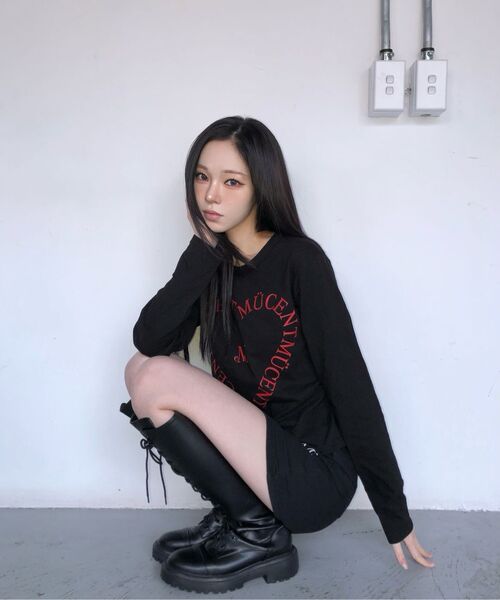 MUCENT（ムセント）の「ハートレタリング長袖Tシャツ（2カラー）（Tシャツ/カットソー・レディース・ホワイト/ブラック・FREE）」の10枚目の写真