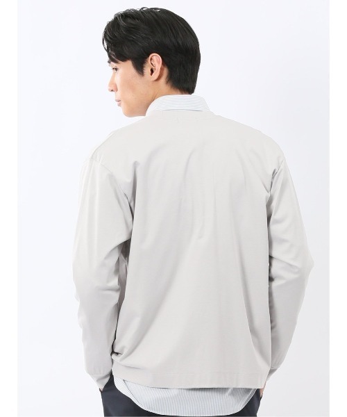 TAKA-Q（タカキュー）の「【ストレッチ 接触冷感 抗菌防臭 UVカット】タカキュー シルケットスムス Vネック カーディガン（カーディガン/ボレロ・メンズ・ブラック/ライトグレー・MEDIUM/LARGE/X-LARGE）」の15枚目の写真