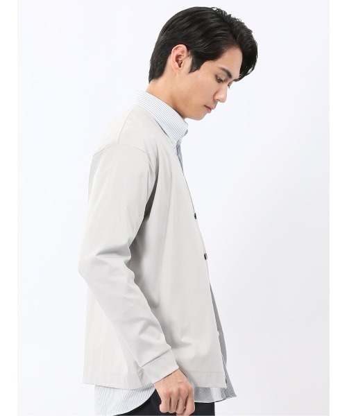 TAKA-Q（タカキュー）の「【ストレッチ 接触冷感 抗菌防臭 UVカット】タカキュー シルケットスムス Vネック カーディガン（カーディガン/ボレロ・メンズ・ブラック/ライトグレー・MEDIUM/LARGE/X-LARGE）」の16枚目の写真
