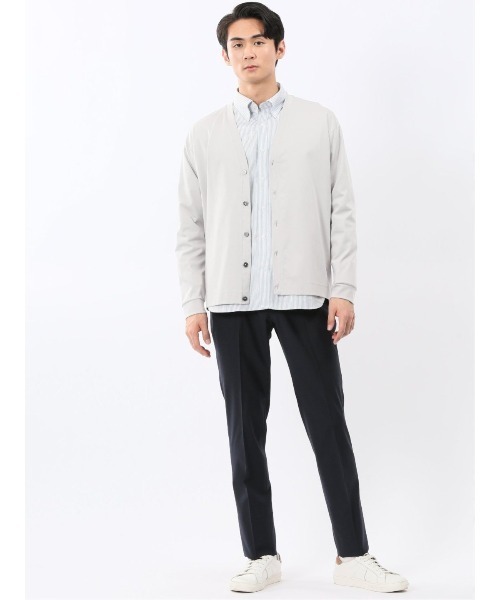 TAKA-Q（タカキュー）の「【ストレッチ 接触冷感 抗菌防臭 UVカット】タカキュー シルケットスムス Vネック カーディガン（カーディガン/ボレロ・メンズ・ブラック/ライトグレー・MEDIUM/LARGE/X-LARGE）」の17枚目の写真