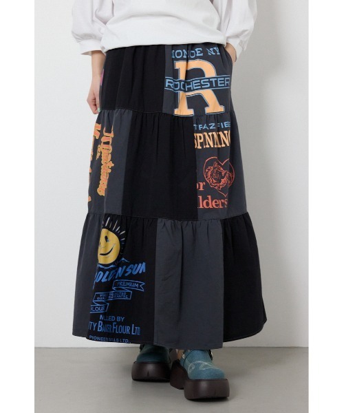 RODEO CROWNS WIDE BOWL（ロデオクラウンズワイドボウル）の「カスタムティアードスカート（スカート・レディース・ブラック系その他/ホワイト系その他・FREE）」の2枚目の写真