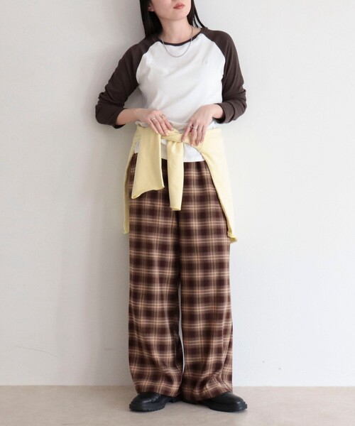 fredy emue(フレディエミュ)の「チェック柄ワイドパンツ(その他パンツ・レディース・ブラウン系その他/ブルー系その他・38)」の6枚目の写真