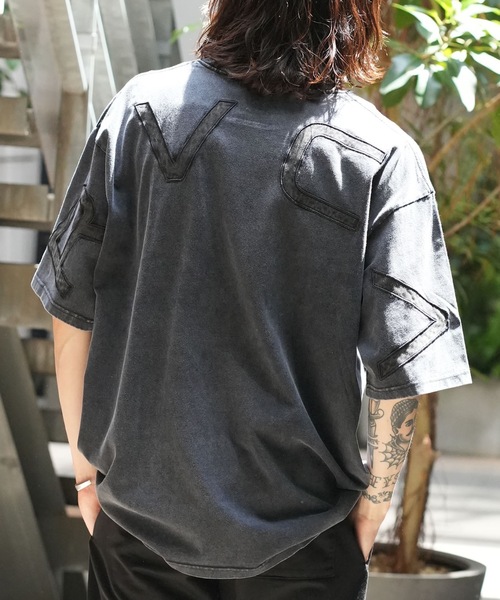 RVCA（ルーカ）の「RVCA メンズ BACK SIDE ARCH SS Tシャツ 【2026年春夏モデル】/ルーカバックプリント半袖Tシャツ（Tシャツ/カットソー・メンズ・カーキ/ブラック系その他2/ホワイト・MEDIUM/LARGE/SMALL/X-LARGE）」の3枚目の写真