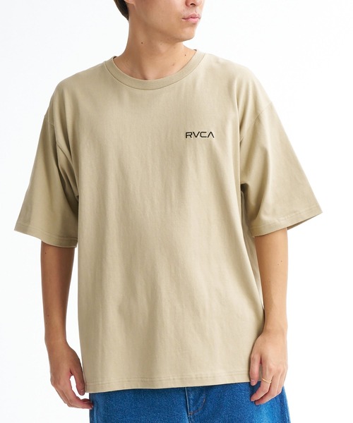 RVCA（ルーカ）の「RVCA メンズ BACK SIDE ARCH SS Tシャツ 【2026年春夏モデル】/ルーカバックプリント半袖Tシャツ（Tシャツ/カットソー・メンズ・カーキ/ブラック系その他2/ホワイト・MEDIUM/LARGE/SMALL/X-LARGE）」の11枚目の写真