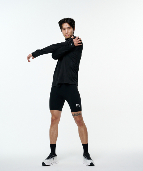 LIMELIGHT APPAREL(ライムライトアパレル)の「LLRロゴコンプレッションショーツ メンズ (ブラック/ホワイト)(その他パンツ・メンズ・その他・LARGE/XX-LARGE/X-LARGE/MEDIUM)」の1枚目の写真