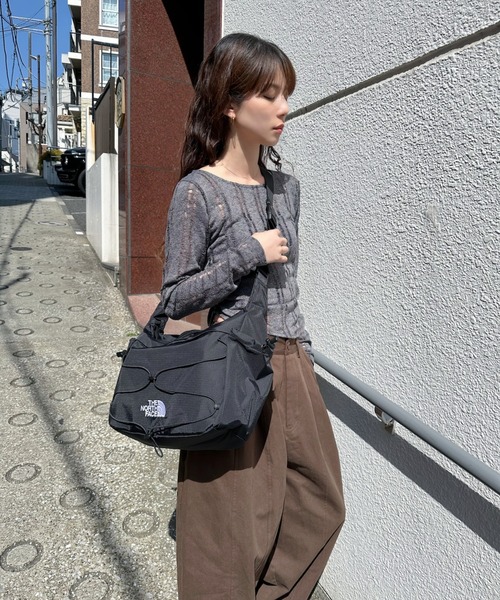 THE NORTH FACE(ザノースフェイス)の「◇THE NORTH FACE◇ WHITE LABEL 正規品/ボレアリス ショルダー バッグ BOREALIS SHOULDER BAG(メッセンジャーバッグ・レディース・ベージュ/カーキ/ブラック・FREE)」の6枚目の写真