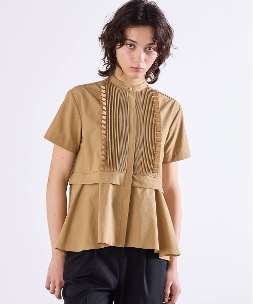 Marilyn Moon（マリリンムーン）の「tuck frill flare half sleeve shirt（シャツ/ブラウス・レディース・ネイビー/キャメル/ホワイト/グレー/サックスブルー・FREE）」の5枚目の写真