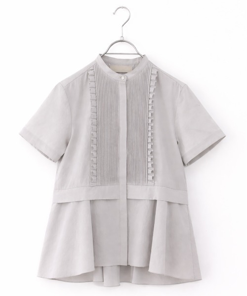 Marilyn Moon（マリリンムーン）の「tuck frill flare half sleeve shirt（シャツ/ブラウス・レディース・ネイビー/キャメル/ホワイト/グレー/サックスブルー・FREE）」の2枚目の写真
