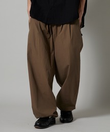 OK YESTERDAY（オッケーイエスタデイ）の「OK YESTERDAY / オーケー イエスタデイ 2タック ワイド イージーパンツ / 2-TUCK WIDE EASY PANTS / 2026年春夏 メンズ（その他パンツ）」