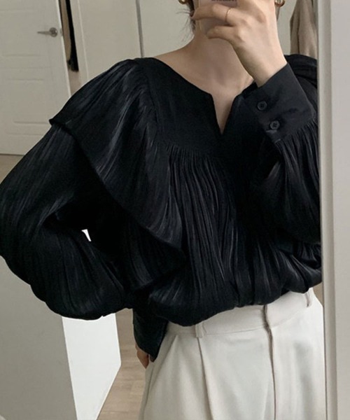 SallyLunn（サリーラン）の「Vネック フリルギャザーブラウス（シャツ/ブラウス・レディース・ホワイト/ブラック・LARGE/MEDIUM）」の13枚目の写真