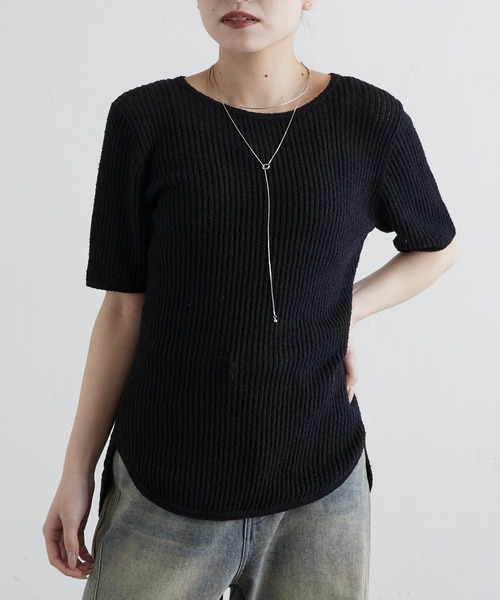 Lui's(ルイス)の「ブークレーシアーニットトップス(Tシャツ/カットソー・レディース・ブラック/オフホワイト/ブラウン・FREE)」の4枚目の写真