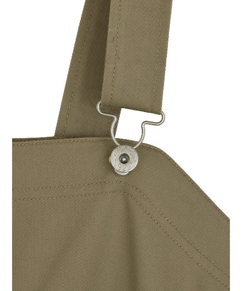 Dickies（ディッキーズ）の「Dickies × Ameri PLEATS DRESS（ワンピース・レディース・ベージュ/グレー・MEDIUM/SMALL）」の8枚目の写真