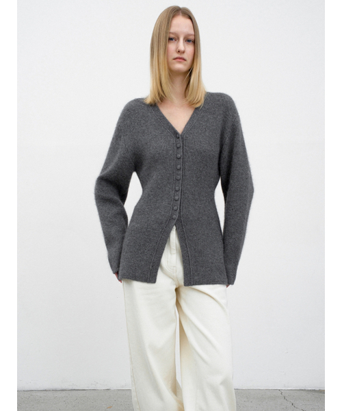 ATELIER NAIN(アトリエナイン)の「ANGORA BLENDED KNIT CARDIGAN(CD-2234)(カーディガン/ボレロ・レディース・ヘザーグレー/アイボリー・FREE)」の4枚目の写真