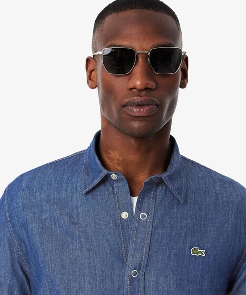 LACOSTE（ラコステ）の「ライトウェイトデニムシャツ（シャツ/ブラウス・メンズ・ライトブルー/インディゴブルー・39/38/41/40）」の16枚目の写真
