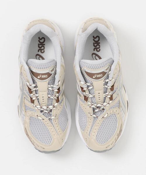 ASICS（アシックス）の「ASICS　GEL-NIMBUS 10.1（スニーカー・レディース・ホワイト系その他・25.5/25/24.5/24）」の2枚目の写真