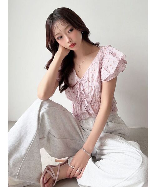 RESEXXY(リゼクシー)の「フラワークロップドフリルブラウス(シャツ/ブラウス・レディース・ピンク/ホワイト/ブラック・FREE)」の5枚目の写真