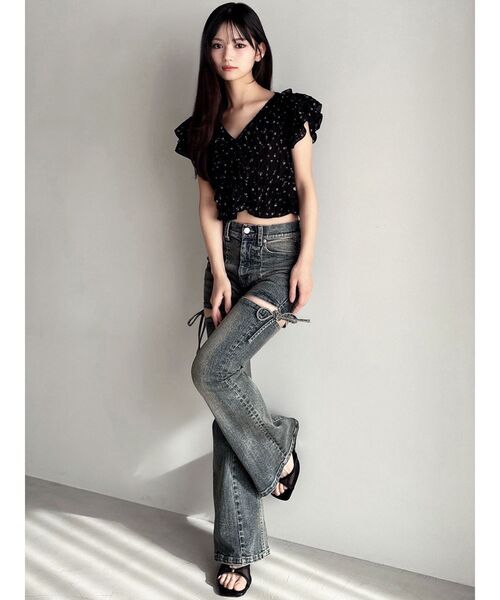 RESEXXY(リゼクシー)の「フラワークロップドフリルブラウス(シャツ/ブラウス・レディース・ピンク/ホワイト/ブラック・FREE)」の10枚目の写真