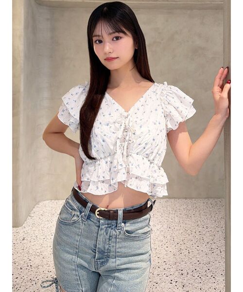 RESEXXY(リゼクシー)の「フラワークロップドフリルブラウス(シャツ/ブラウス・レディース・ピンク/ホワイト/ブラック・FREE)」の12枚目の写真