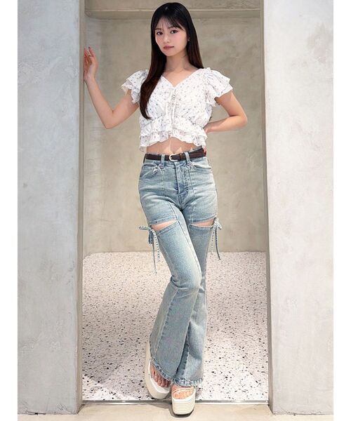 RESEXXY(リゼクシー)の「フラワークロップドフリルブラウス(シャツ/ブラウス・レディース・ピンク/ホワイト/ブラック・FREE)」の14枚目の写真