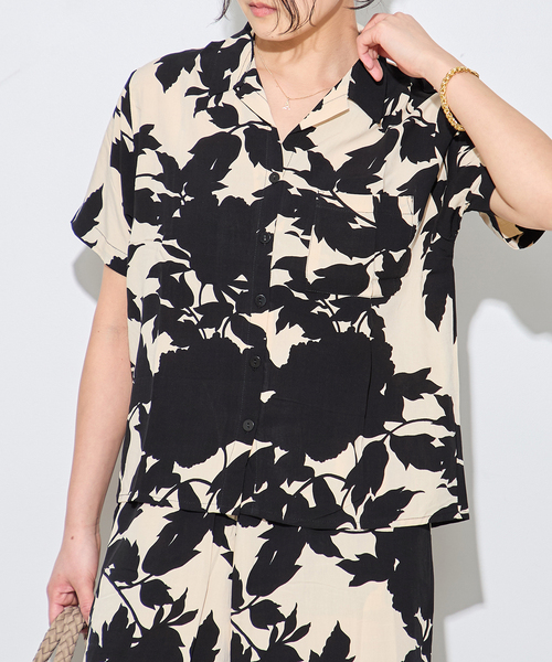 journal standard L'essage（ジャーナルスタンダードレサージュ）の「別注【LUSANA / ルサーナ】TINA SHIRTS：シャツ（シャツ/ブラウス・レディース・ブラック系その他/オートミール・SMALL）」の2枚目の写真