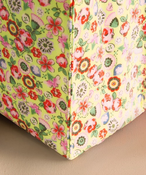 Cath Kidston(キャスキッドソン)の「スモール ブックバッグ Pearly Queen Ditsy(ハンドバッグ・レディース・イエロー・FREE)」の3枚目の写真