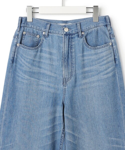 23区(ニジュウサンク)の「LIGHT DENIM ワイド パンツ(デニムパンツ・レディース・スカイブルー系・38)」の11枚目の写真