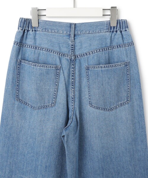 23区(ニジュウサンク)の「LIGHT DENIM ワイド パンツ(デニムパンツ・レディース・スカイブルー系・38)」の10枚目の写真