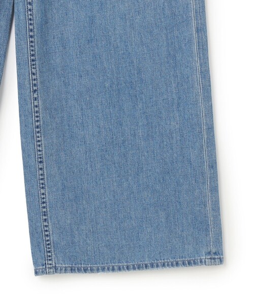 23区(ニジュウサンク)の「LIGHT DENIM ワイド パンツ(デニムパンツ・レディース・スカイブルー系・38)」の6枚目の写真