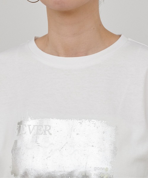 LARUTA(ラルータ)の「【LARUTA】汗染み防止箔ロゴT(Tシャツ/カットソー・レディース・スミクロ/オフホワイト/ブラウン・FREE)」の5枚目の写真