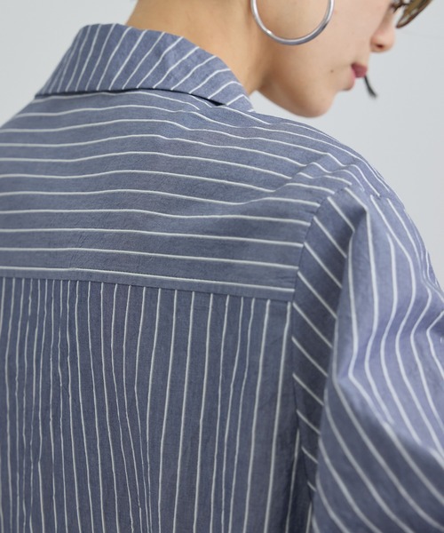 SALON adam et rope'(サロン アダム エ ロペ)の「エンザイムコットンオープンカラーシャツ / FABRICA(シャツ/ブラウス・レディース・ブルー系その他4/ベージュ・FREE)」の10枚目の写真