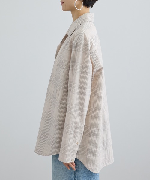SALON adam et rope'(サロン アダム エ ロペ)の「エンザイムコットンオープンカラーシャツ / FABRICA(シャツ/ブラウス・レディース・ブルー系その他4/ベージュ・FREE)」の12枚目の写真