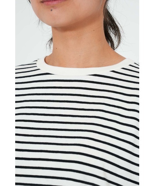 HEART MARKET(ハートマーケット)の「スリットゆったりチュニック(Tシャツ/カットソー・レディース・ブラック系/チャコール/ホワイト/ライム/ピンク/ブルー・FREE)」の20枚目の写真