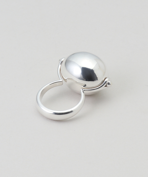 ANNIKA INEZ（アニカイネズ）の「【ANNIKA INEZ/ アニカ イネズ】 Large Ellipse Ring（リング・レディース・シルバー・7/6）」の6枚目の写真