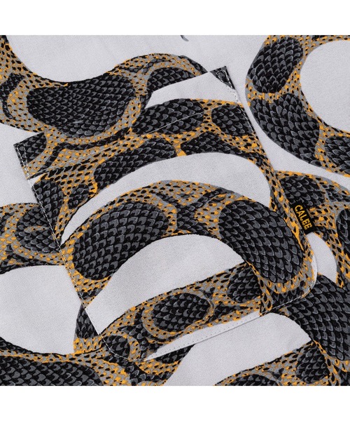 CALEE(キャリー)の「ALLOVER SNAKE PATTERN S/S SH(Tシャツ/カットソー・メンズ・ホワイト系その他・SMALL/MEDIUM/LARGE/X-LARGE/XX-LARGE)」の6枚目の写真