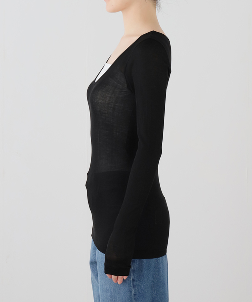 FRAMeWORK(フレームワーク)の「MALU olivia 2way SILKスクープネック ロンTEE(Tシャツ/カットソー・レディース・アイボリー/ブラック・FREE)」の3枚目の写真