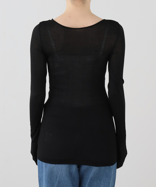 FRAMeWORK(フレームワーク)の「MALU olivia 2way SILKスクープネック ロンTEE(Tシャツ/カットソー・レディース・アイボリー/ブラック・FREE)」の4枚目の写真
